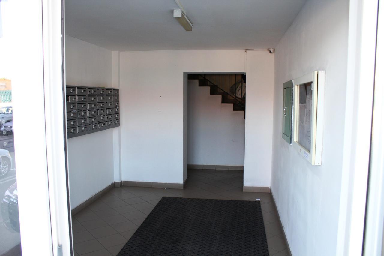 Vitan Modern Apartment, Sleeps 4 Bucureşti Eksteriør bilde